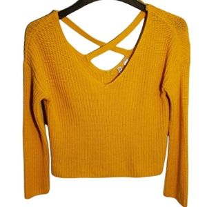 DIVIDED  Women's cropped gold yellow 'macaroni cheese' colored sweater size XS
